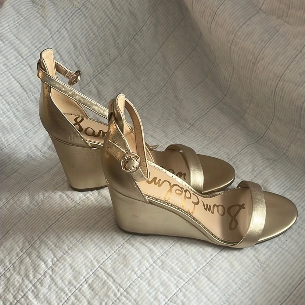 Sam Edelman Gold Women's Heels - Picture 2 of 4